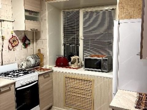 3-komnatnaya-ul-kosmonavta-komarova-d-16a фото