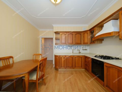 3-komnatnaya-ul-rodionova-d-195-k2 фото