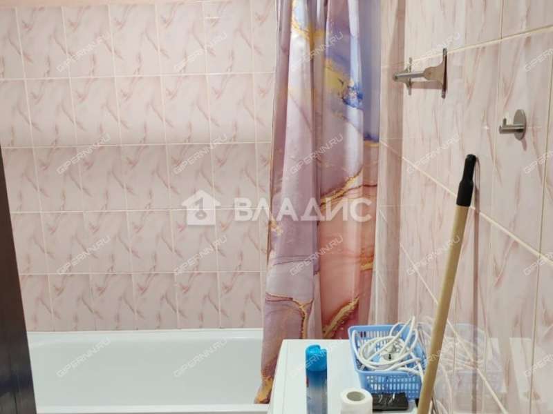 однокомнатная квартира на улице Пермякова дом 42