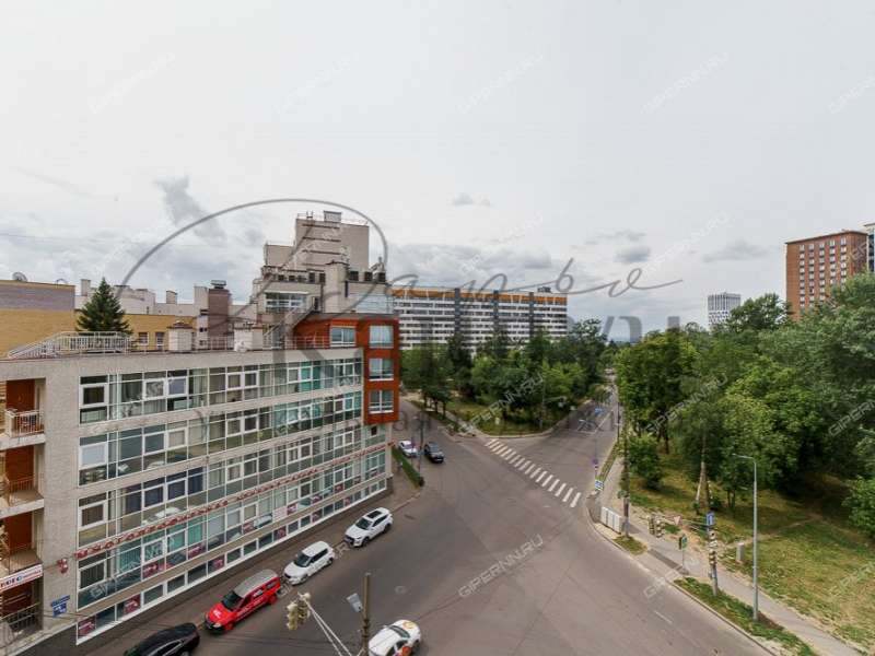 четырёхкомнатная квартира на улице Максима Горького дом 43