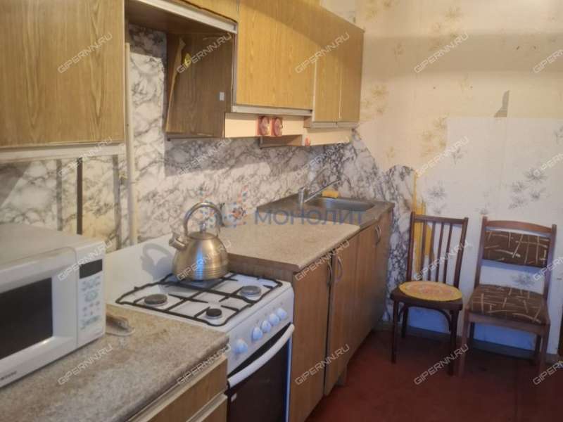 трёхкомнатная квартира на Комсомольской улице дом 46