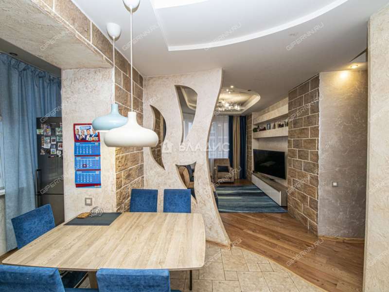 трёхкомнатная квартира на улице Тимирязева дом 7 к1