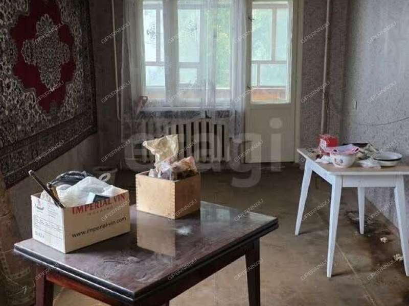 трёхкомнатная квартира на улице Маршала Голованова дом 33