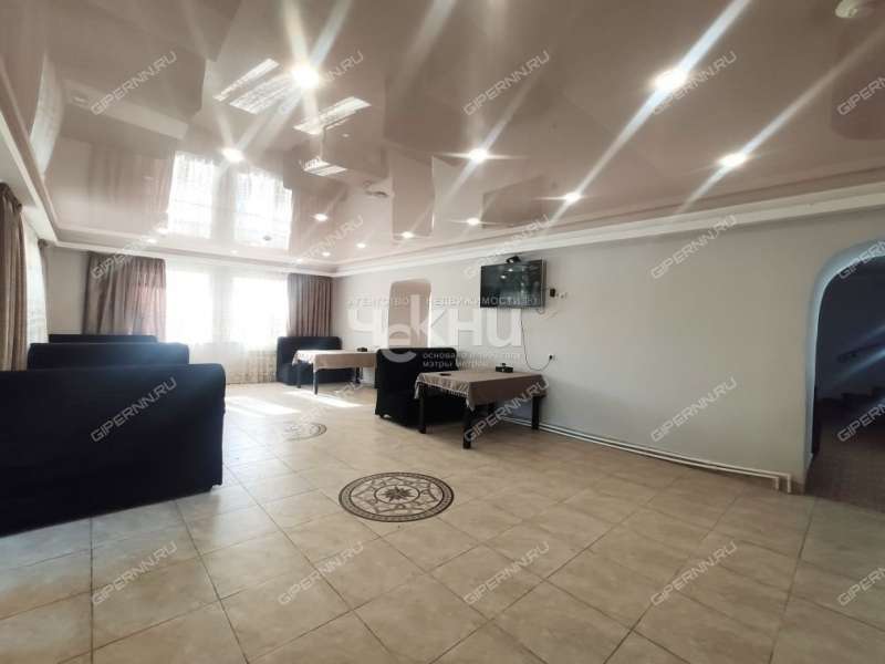 здание под недвижимость под общепит на Малое Чухово деревня Малое Чухово