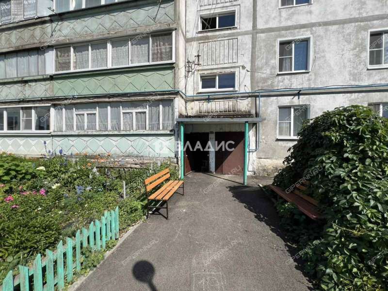 трёхкомнатная квартира на 26 город Лукоянов