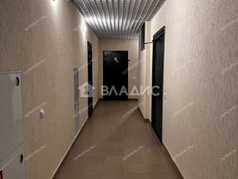 4-komnatnaya-ul-poltavskaya-d-15 фото