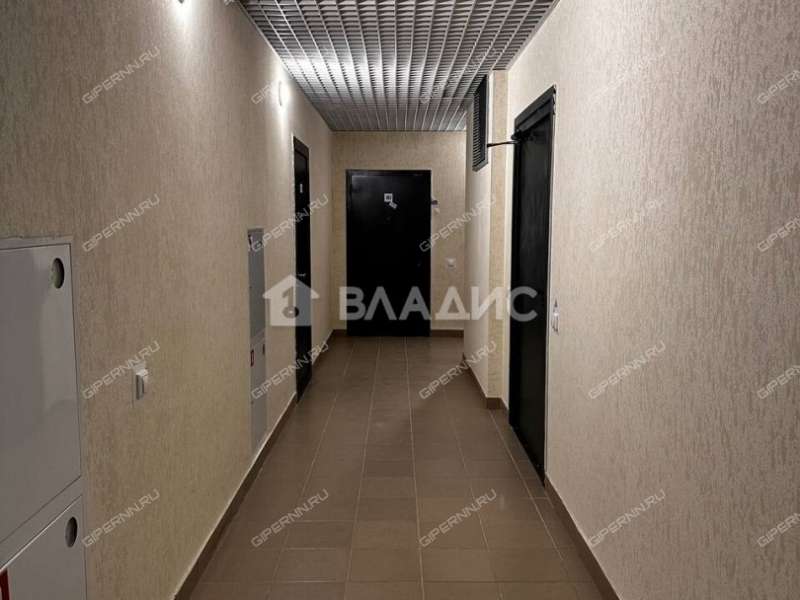 четырёхкомнатная квартира на Полтавской улице дом 15