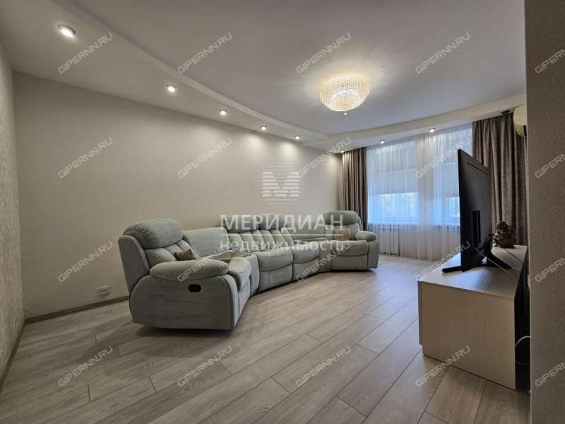 трёхкомнатная квартира на Арзамасской улице дом 5