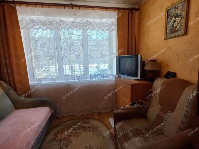 трёхкомнатная квартира на улице Героя Советского Союза Усилова дом 2 к4