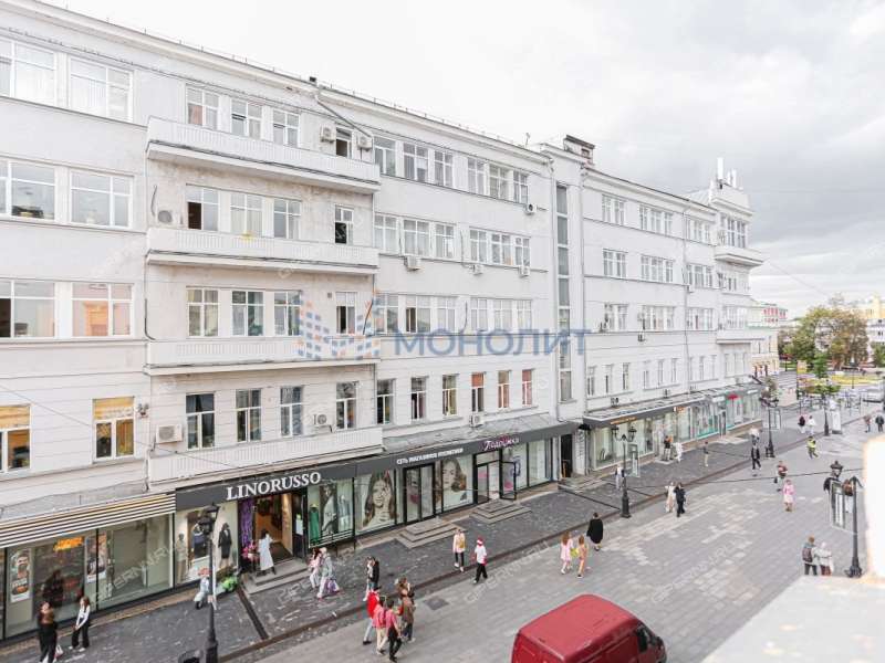 пятикомнатная квартира на Большой Покровской улице дом 14