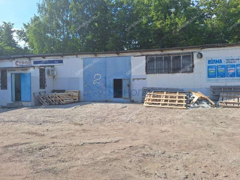 здание под торговую площадь на Октябрьской улице город Дзержинск