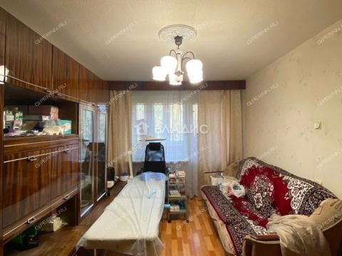 2-komnatnaya-ul-strokina-d-8 фото