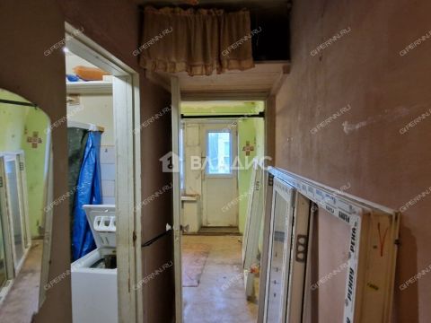 1-komnatnaya-rabochiy-poselok-yuganec-volodarskiy-rayon фото