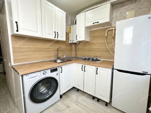 3-komnatnaya-per-turgayskiy-d-2a фото