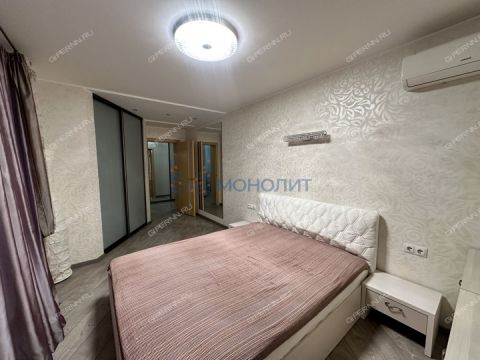 2-komnatnaya-ul-oktyabrskoy-revolyucii-d-45a фото