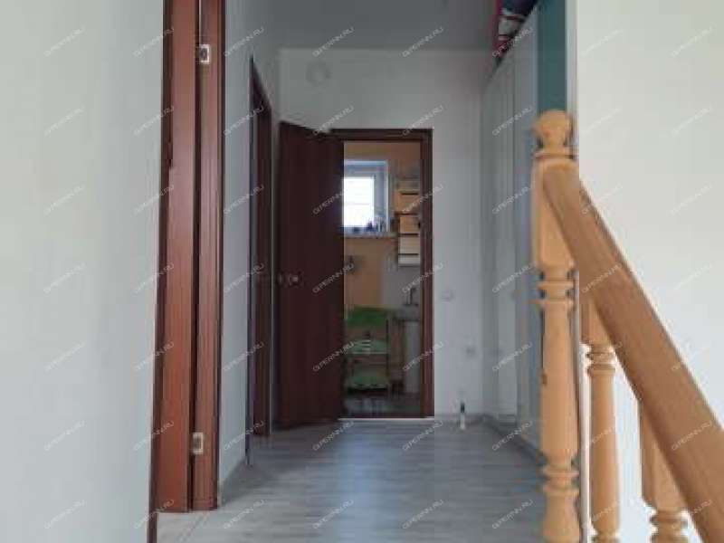 трёхкомнатная квартира на улице Славянская дом 35 посёлок Ждановский