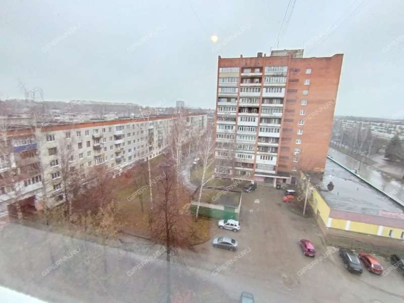 четырёхкомнатная квартира в 2-м микрорайоне дом 3 город Кстово