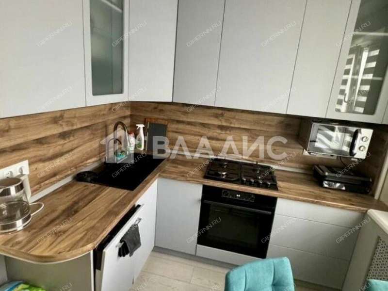 однокомнатная квартира на улице Чугунова дом 15 город Бор