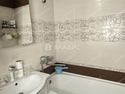 2-komnatnaya-ul-lesnoy-gorodok-d-3a фото