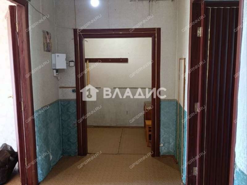 трёхкомнатная квартира на улице Гвардейцев дом 8