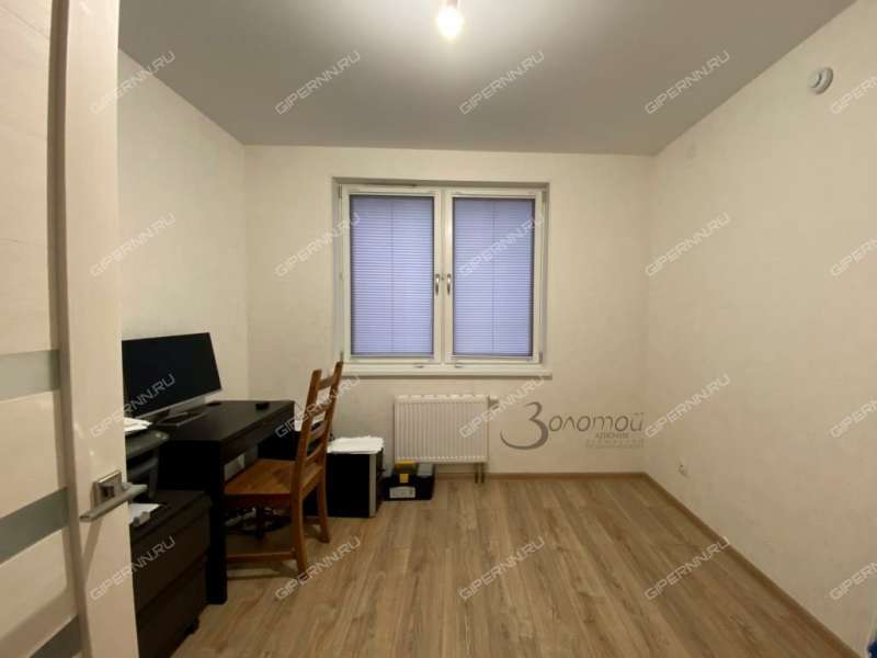 трёхкомнатная квартира на улице Новокузнечихинская дом 2