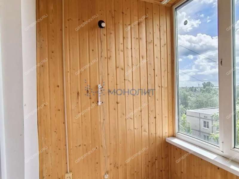 трёхкомнатная квартира на улице Героев Космоса дом 10