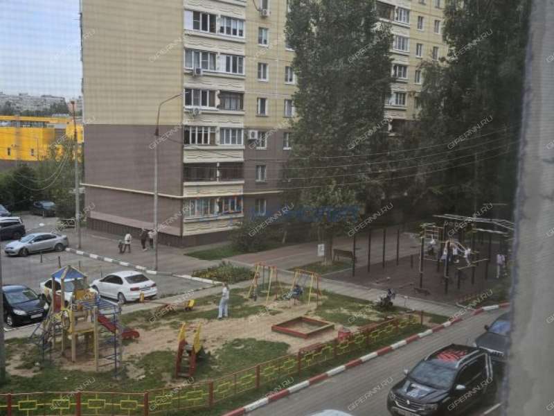 трёхкомнатная квартира на улице Верхнепечёрская дом 7 к2