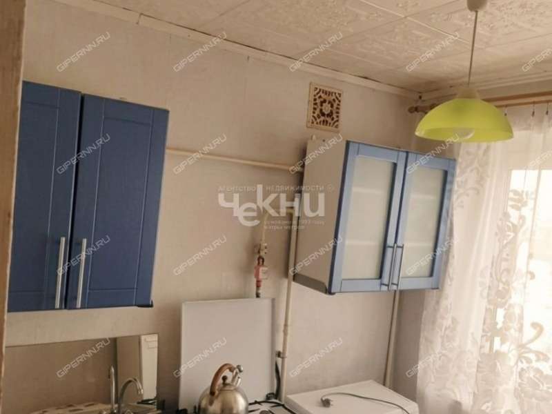 двухкомнатная квартира в 6-м микрорайоне дом 15б