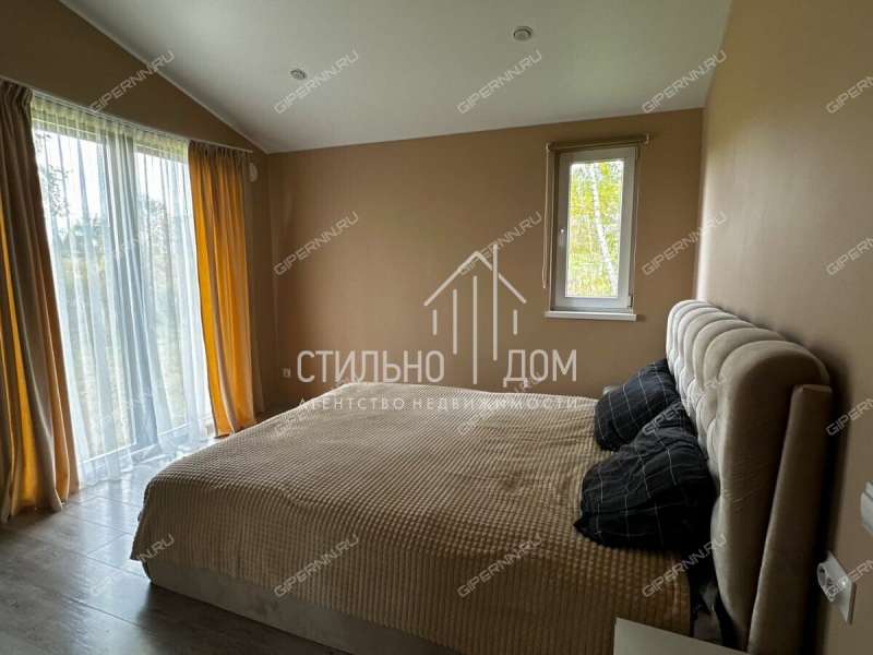 дом на село Чернуха