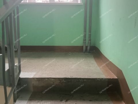 1-komnatnaya-ul-karernaya-d-1 фото