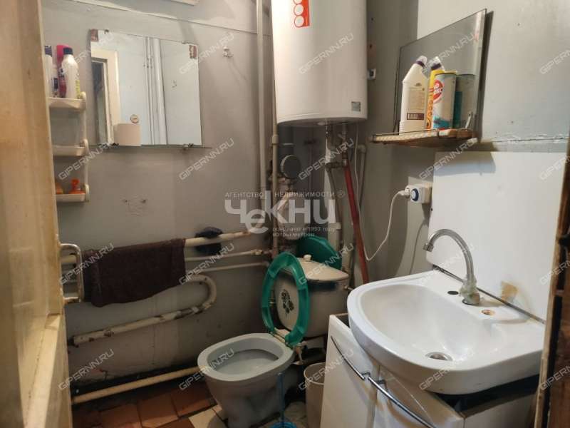 комната в доме 14 на Конотопской улице