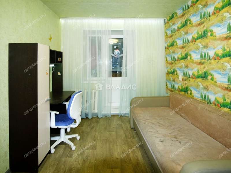 трёхкомнатная квартира на улице Строкина дом 15