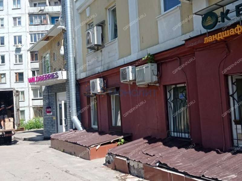 помещение под офис, торговую площадь на улице Максима Горького
