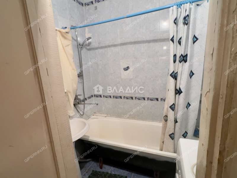 трёхкомнатная квартира на бульваре Мира дом 21