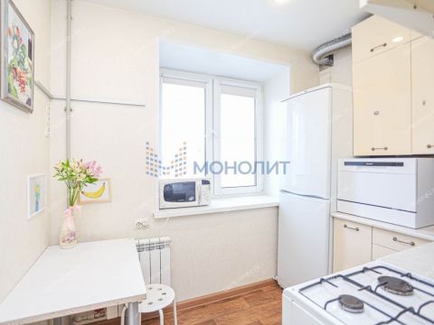 2-komnatnaya-ul-rodnikovaya-d-46 фото