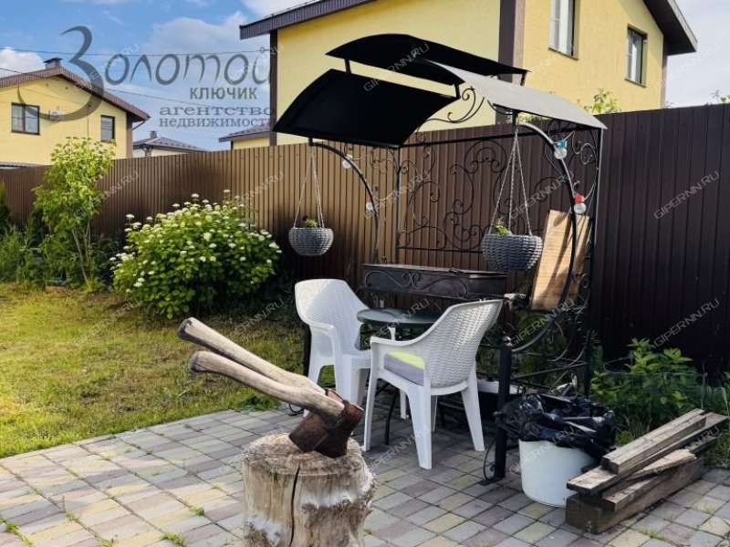 дом на Молодежной улице деревня Хватково