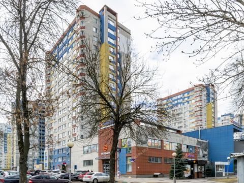 3-komnatnaya-prosp-molodezhnyy-d-31 фото