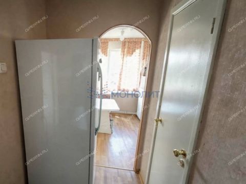 1-komnatnaya-ul-40-let-pobedy-d-10 фото