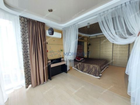3-komnatnaya-ul-timiryazeva-d-35 фото