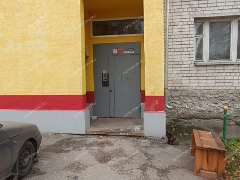 1-komnatnaya-ul-volzhskaya-d-40 фото