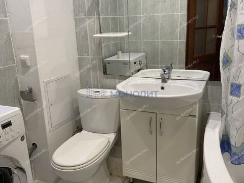 3-komnatnaya-ul-tropinina-d-10 фото