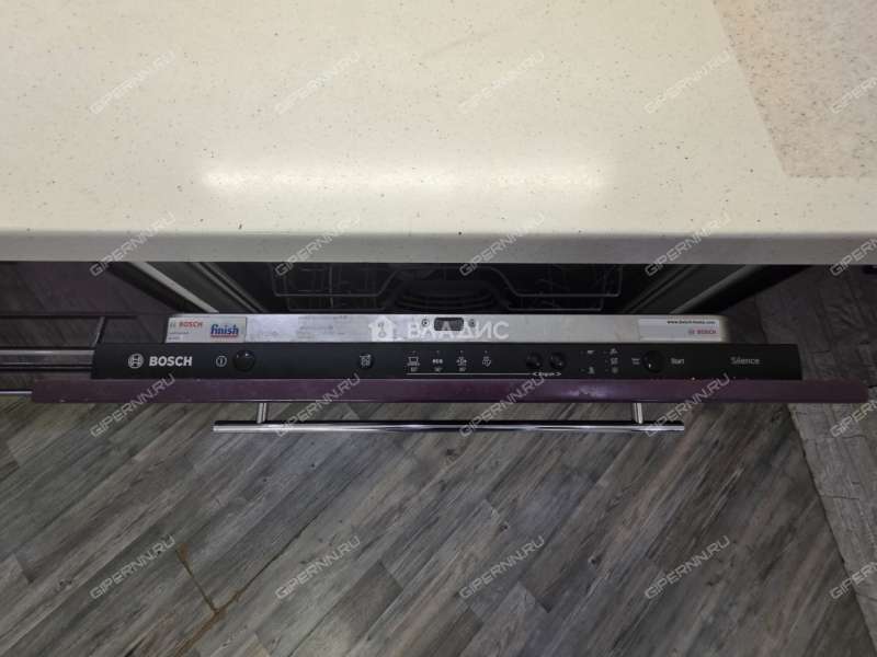 трёхкомнатная квартира на Белозерской улице дом 4