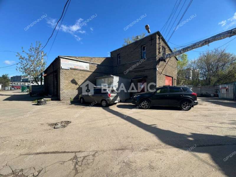 здание под офис, торговую площадь на улице Маршала Воронова