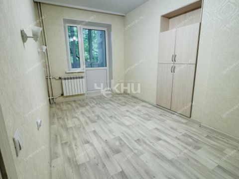 2-komnatnaya-ul-nevzorovyh-d-37 фото