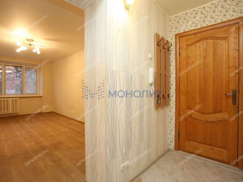 трёхкомнатная квартира на улице Бурденко дом 18