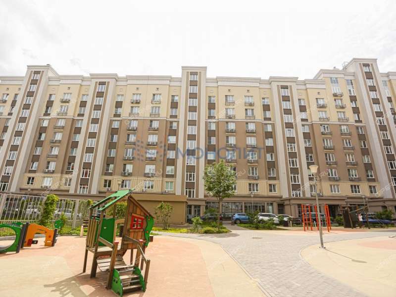 трёхкомнатная квартира на улице Максима Горького дом 70