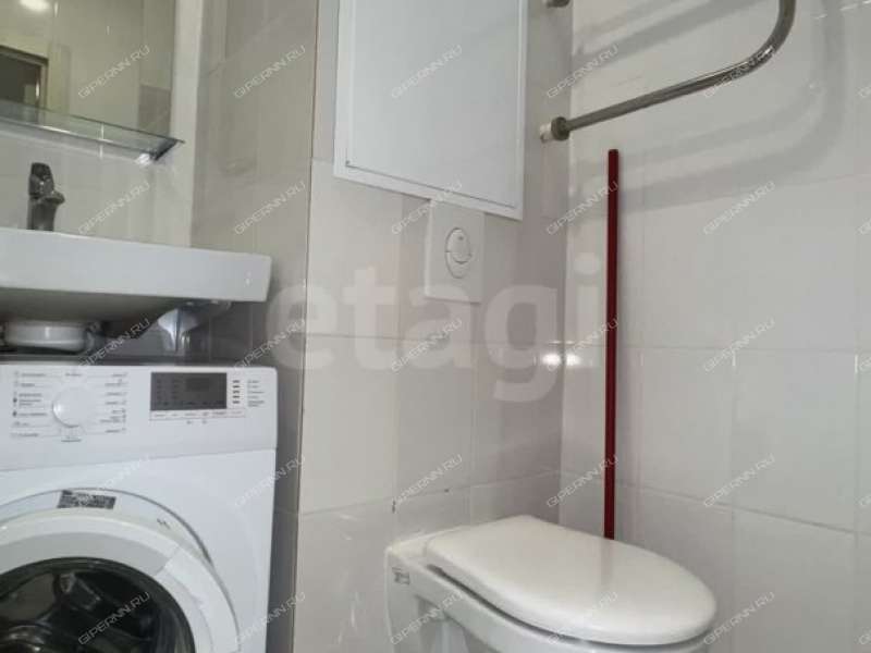 однокомнатная квартира на улице Июльских Дней дом 1 к2