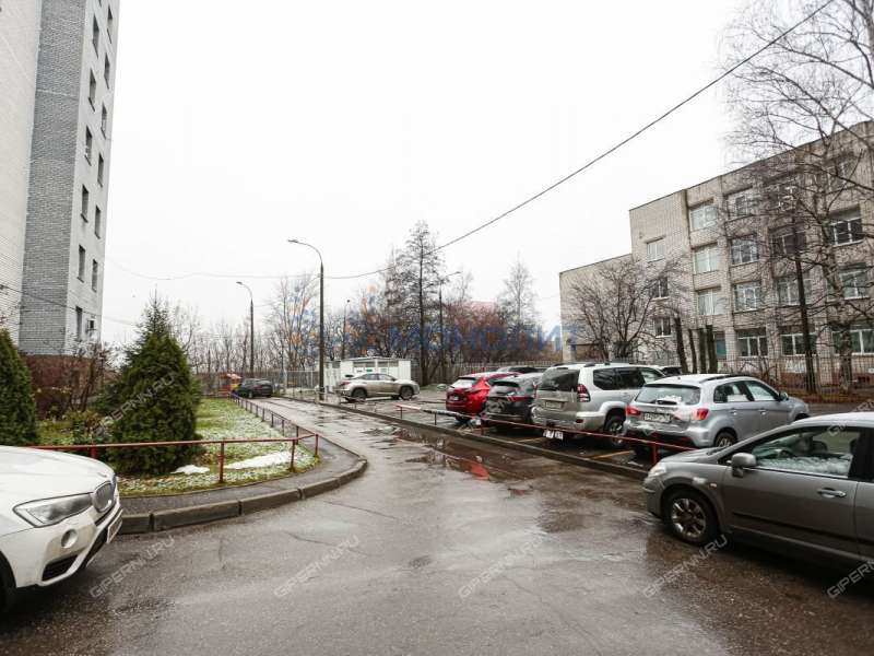 двухкомнатная квартира на улице Германа Лопатина дом 8