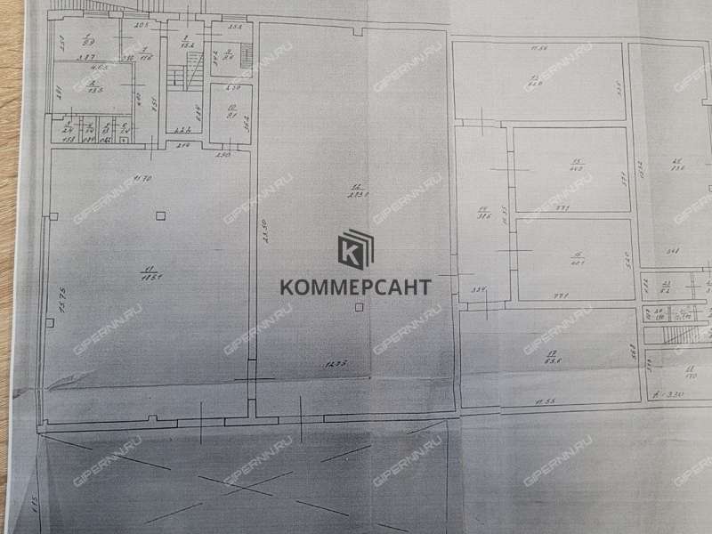 здание под офис, торговую площадь на улице Героя Шапошникова