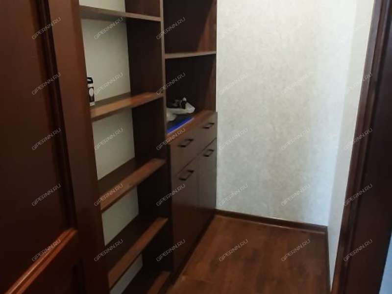 трёхкомнатная квартира на улице Героя Советского Союза Аристархова дом 1